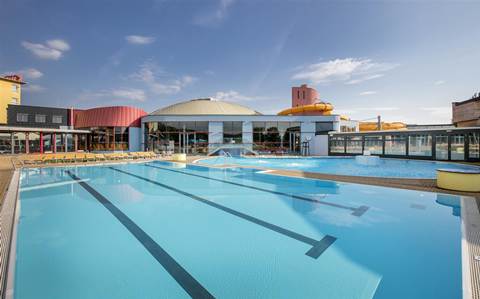 Schwimmen lernen im H2O Sportbecken